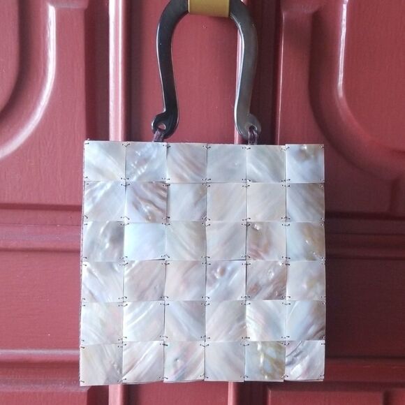 Handbags - 5/$20 Hand Crafted Abalone Shell Bag